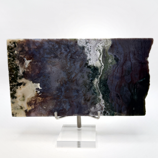 Front of the purple moss agate slab with the white druzy seam