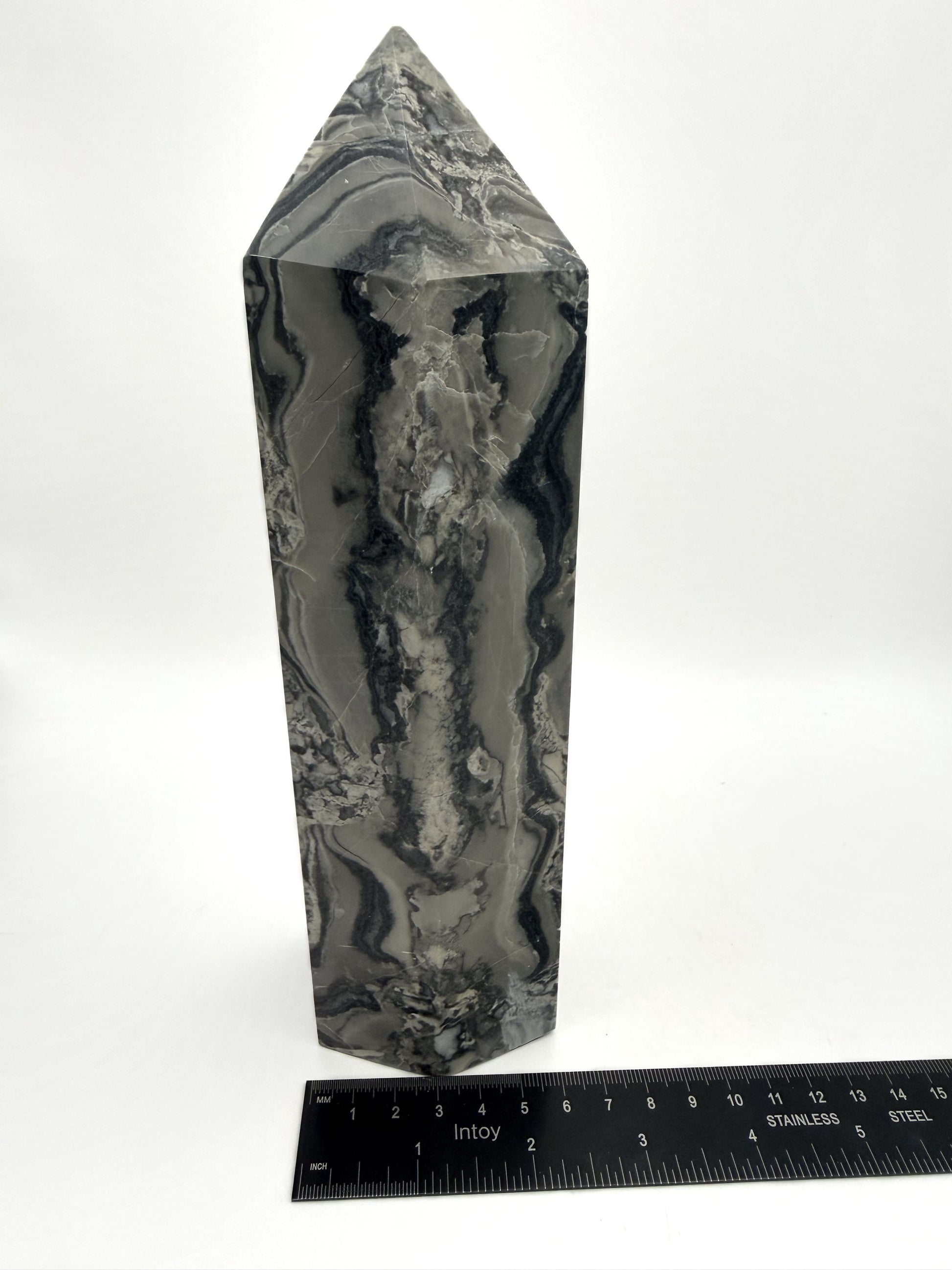 Picasso Jasper tower, black grey and cream landscape stone