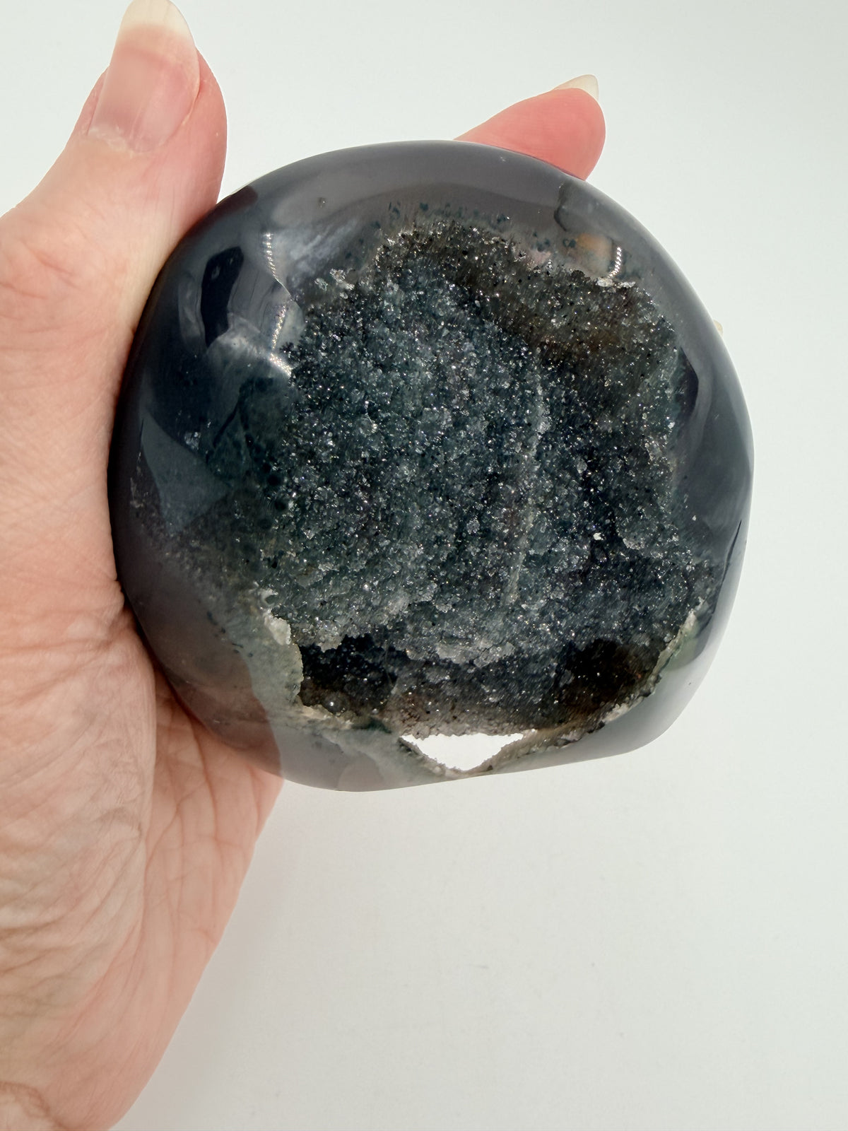 04-in-hand.jpg