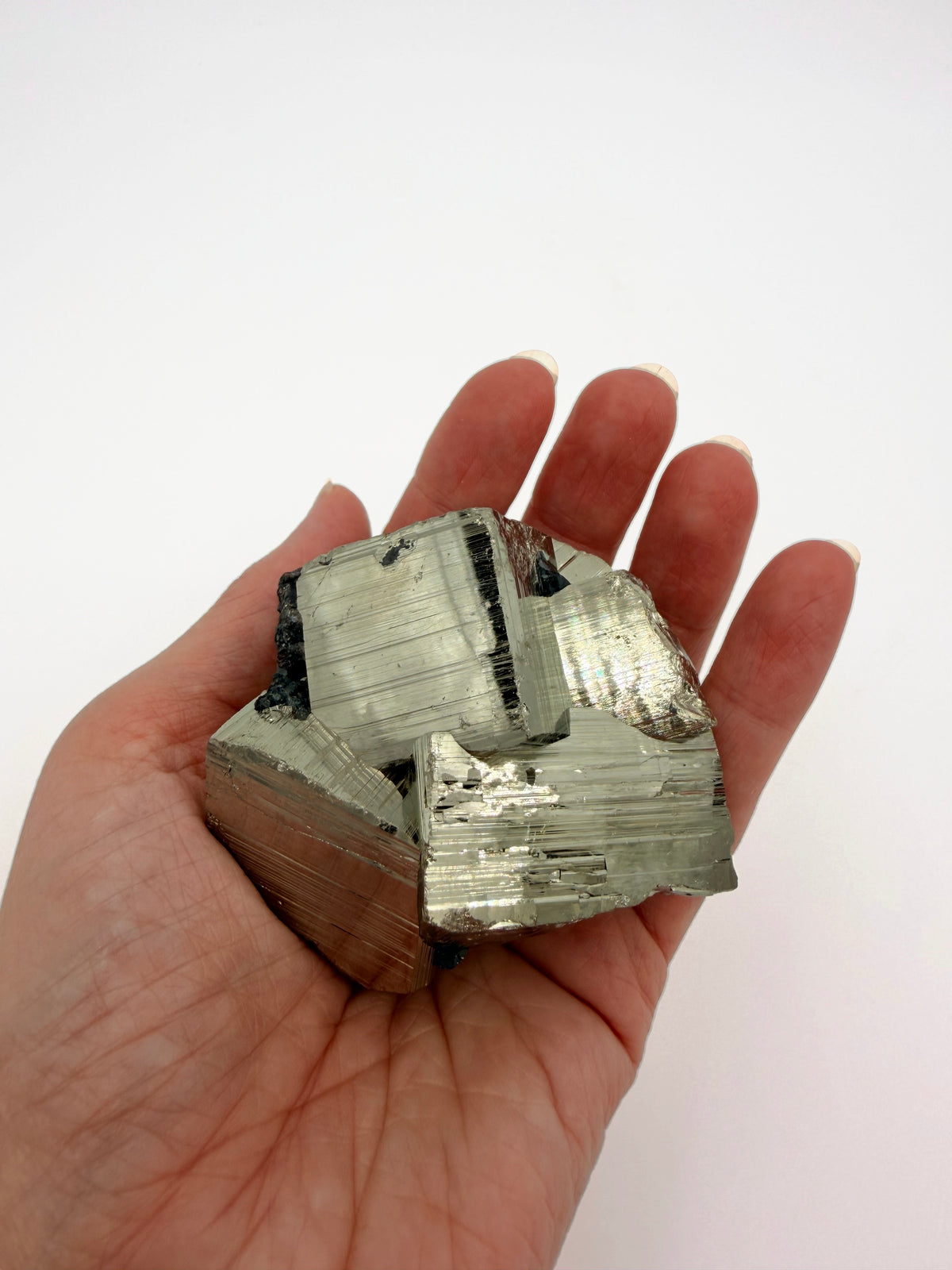 04-in-hand.jpg
