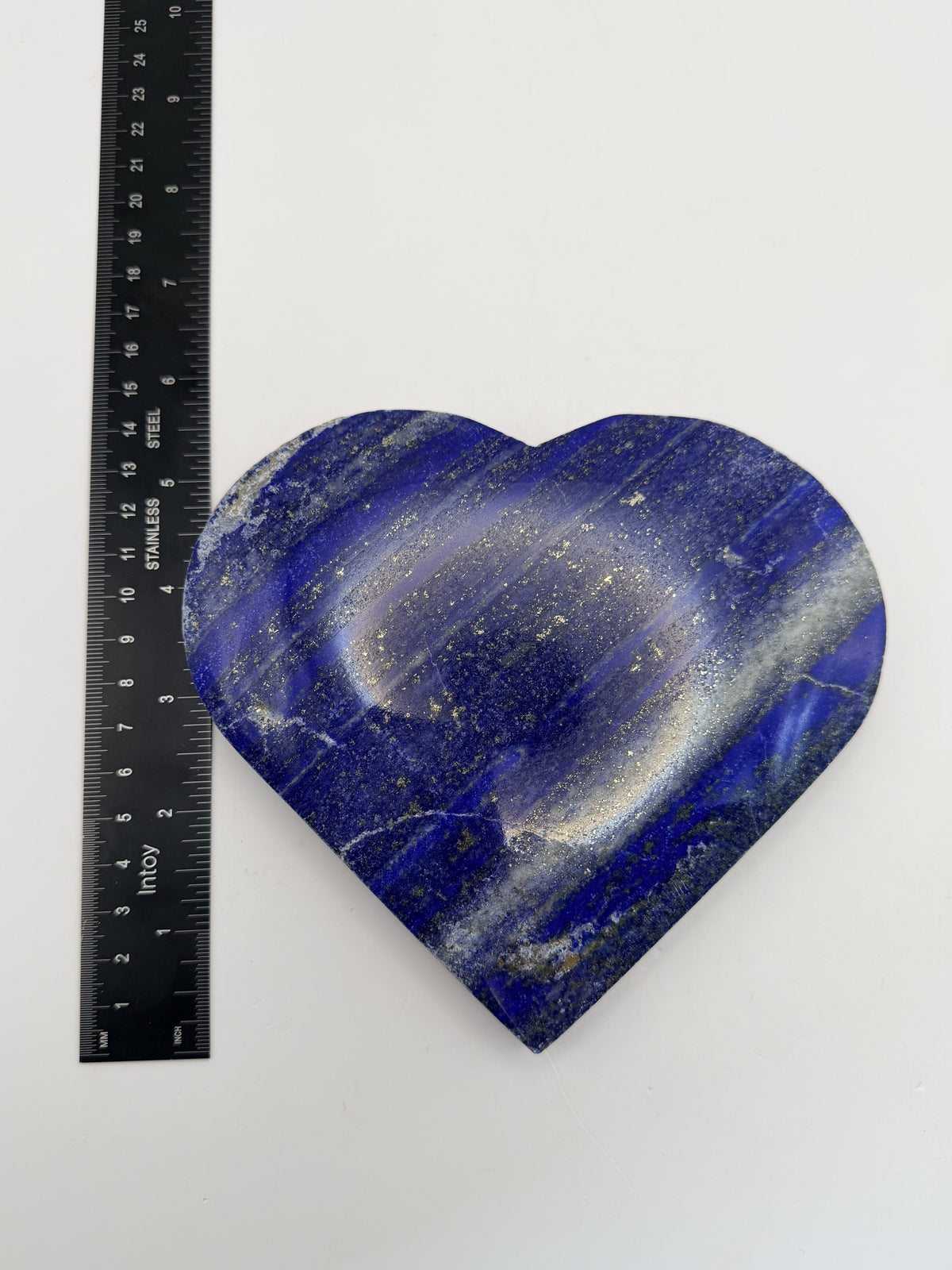 Lapis lazuli heart on gold stand, ruler height back