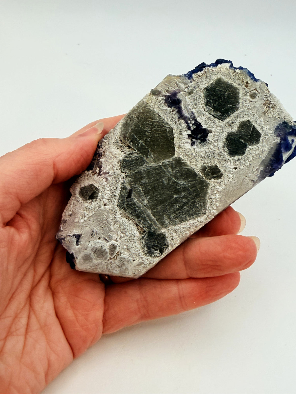 05-underside.jpg