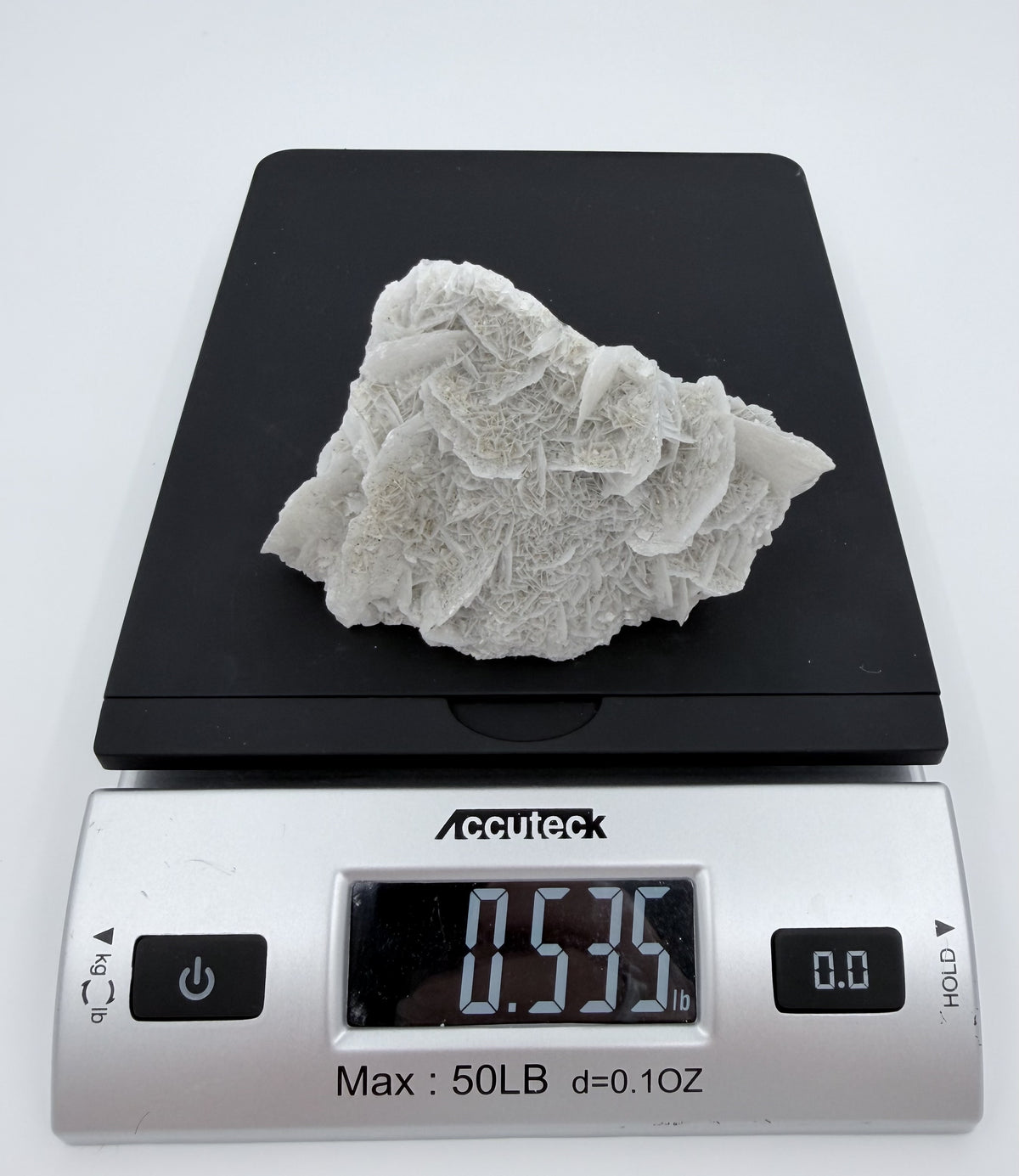 09-scale-r3.jpg