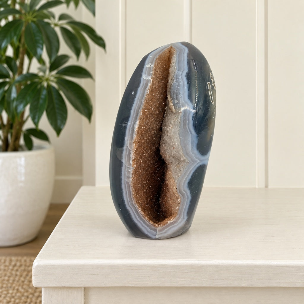 Banded Agate Geode — Standing Freeform with a Long Caramel Druzy Channel