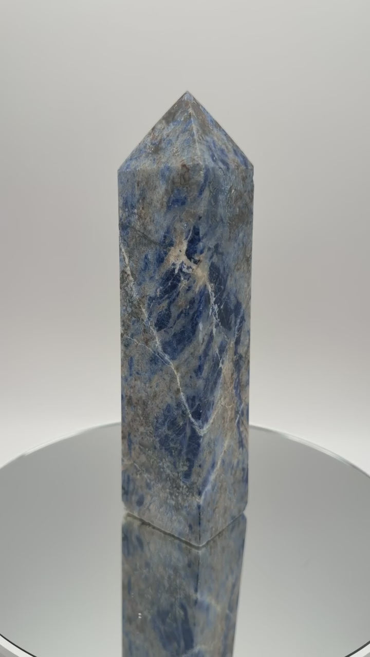Lapis lazuli tower video showing blue color from all angles