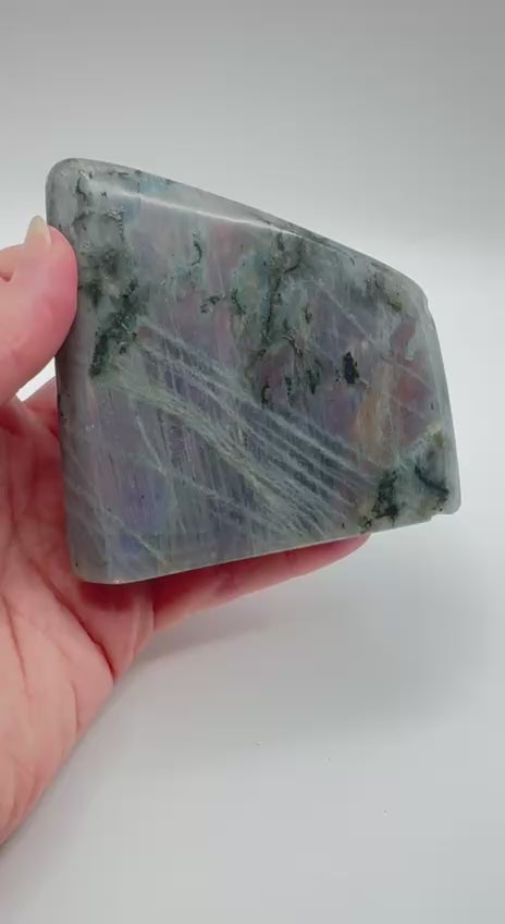Purple Flash Labradorite - flash video
