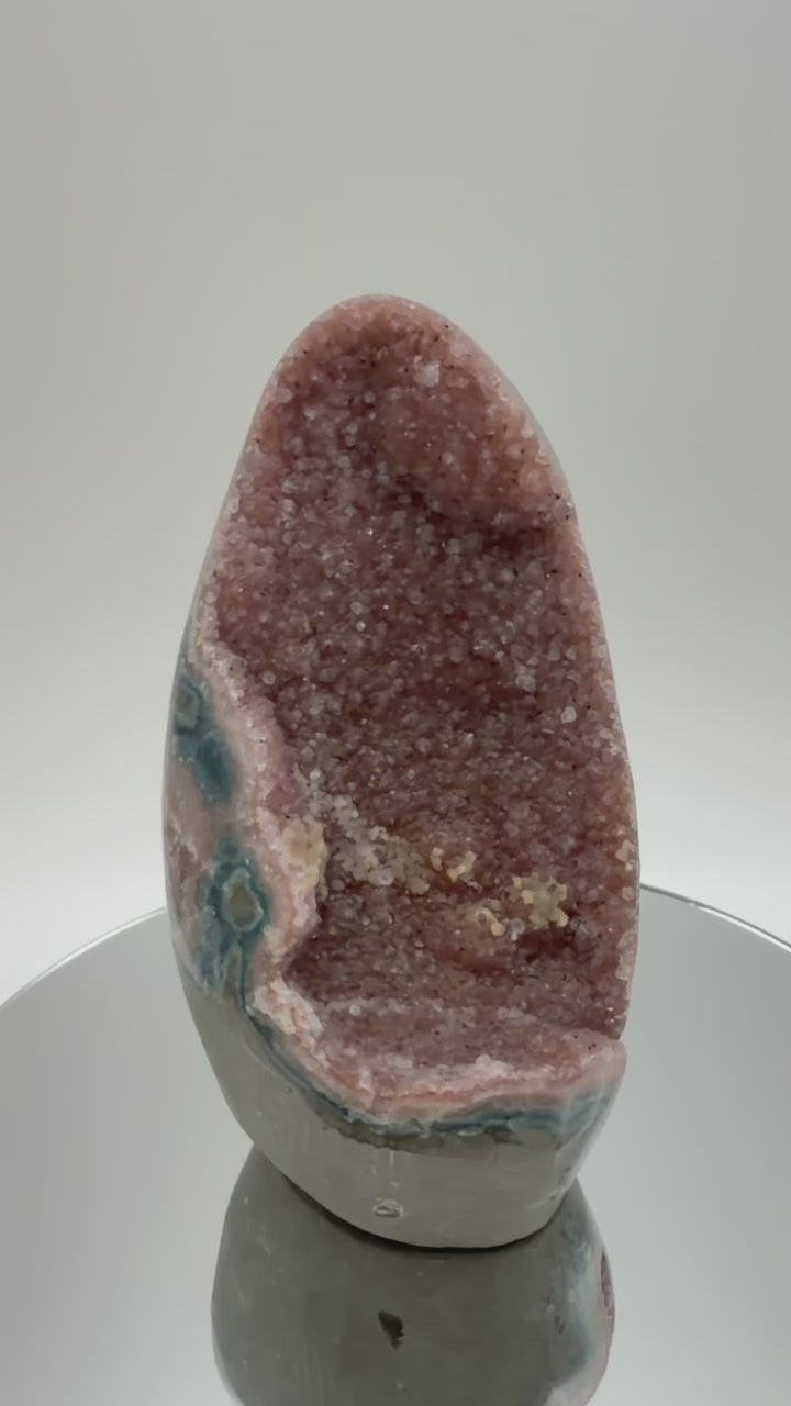 Pink Amethyst Geode Freeform 360 degree video