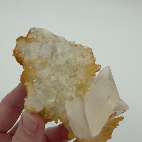 calcite-quartz.mp4