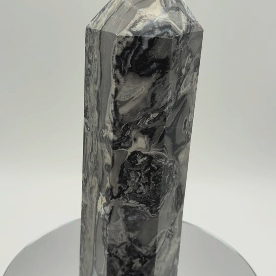 Picasso Jasper tower turning in the light
