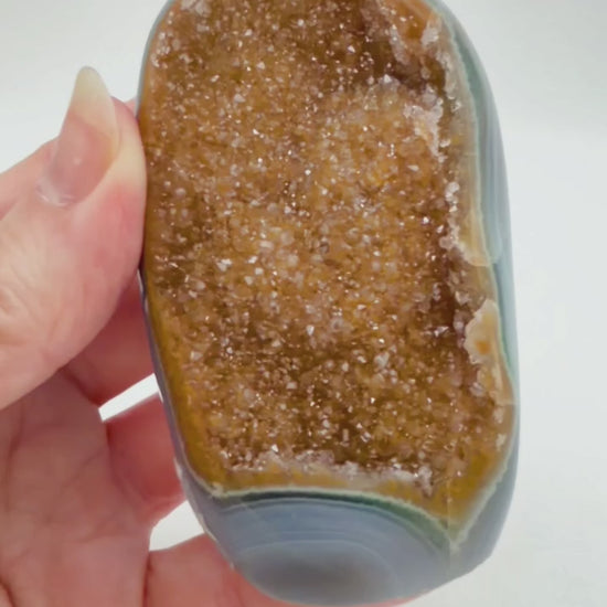 Polished agate freeform with citrine druzy video